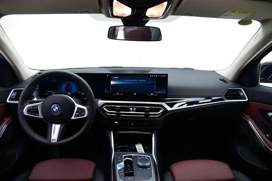 BMW launched a new electric car --- i3